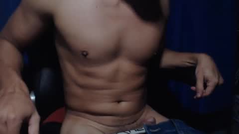 max_varona online show from February 2025 06:11:02 AM