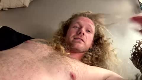 Max online show from October 2025 07:36:02 PM