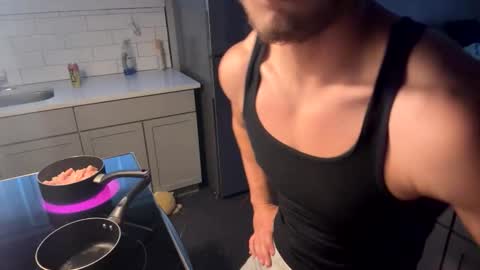 maxednat online show from May 2026 12:49:01 AM
