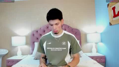 MaxFoox online show from July 2026 12:45:01 PM