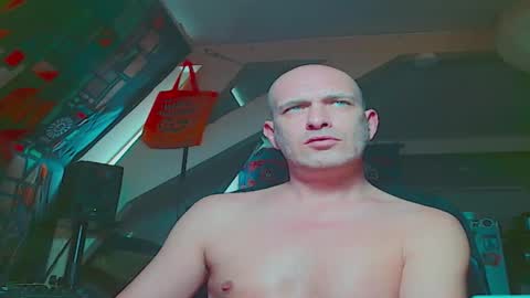 Snapshot of maxhardcore77 chatting on November 2025 09:19:02 AM maxhardcore77 online show from November 2025 09:19:02 AM