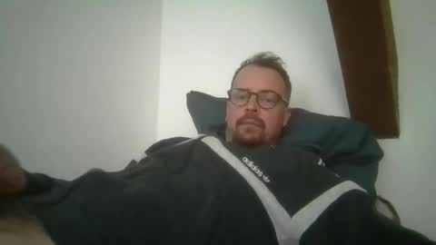 maxhorn591 online show from April 2026 10:15:01 AM
