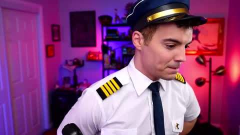 Snapshot of maxhughes chatting on October 2025 02:26:01 AM Max Hughes online show from October 2025 02:26:01 AM