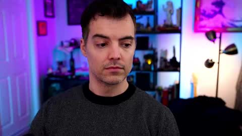 Snapshot of maxhughes chatting on November 2025 04:46:01 AM Max Hughes online show from November 2025 04:46:01 AM