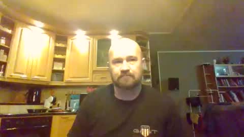 Snapshot of maxhunter chatting on September 2025 04:12:02 PM maxhunter online show from September 2025 04:12:02 PM