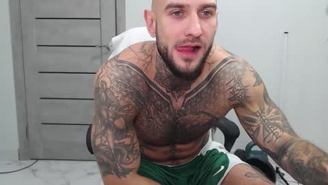 Maximus Fox online show from November 2025 04:57:01 AM