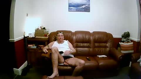 Snapshot of maxi_johnes chatting on January 2025 03:18:01 AM MAX online show from January 2025 03:18:01 AM