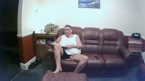 Snapshot of maxi_johnes chatting on January 2025 09:32:02 PM MAX online show from January 2025 09:32:02 PM