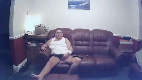 Snapshot of maxi_johnes chatting on February 2025 01:47:01 AM MAX online show from February 2025 01:47:01 AM