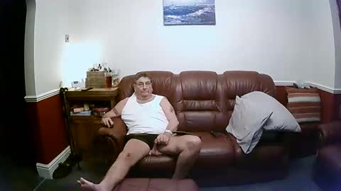 Snapshot of maxi_johnes chatting on February 2025 01:00:02 AM MAX online show from February 2025 01:00:02 AM