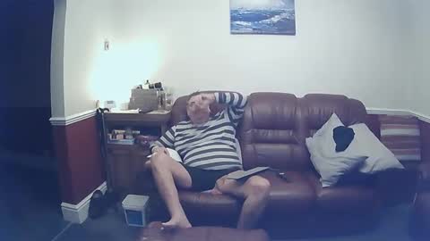 Snapshot of maxi_johnes chatting on March 2025 10:42:01 PM MAX online show from March 2025 10:42:01 PM