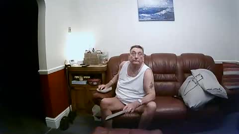 Snapshot of maxi_johnes chatting on March 2025 02:09:02 AM MAX online show from March 2025 02:09:02 AM