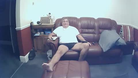 Snapshot of maxi_johnes chatting on September 2025 10:22:01 PM MAX online show from September 2025 10:22:01 PM