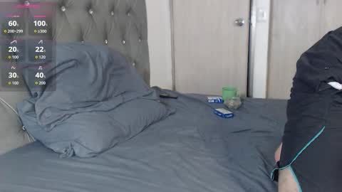 Snapshot of maxi_rogger chatting on October 2025 03:40:01 AM maxi rogger online show from October 2025 03:40:01 AM