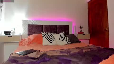 Snapshot of maxianomal chatting on February 2025 05:31:01 PM Max online show from February 2025 05:31:01 PM