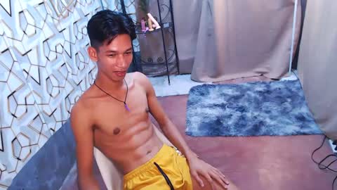 Reyn online show from February 2025 02:26:01 PM