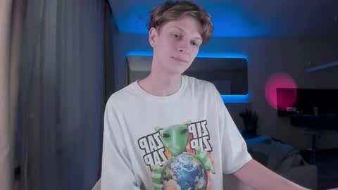 Snapshot of maxim_burn chatting on March 2025 11:04:01 PM maxim burn online show from March 2025 11:04:01 PM