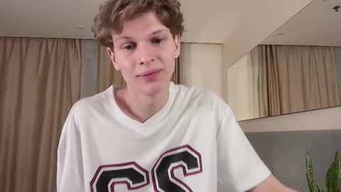 Snapshot of maxim_burn chatting on March 2025 05:08:02 PM maxim burn online show from March 2025 05:08:02 PM