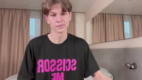 Snapshot of maxim_burn chatting on March 2025 03:24:01 PM maxim burn online show from March 2025 03:24:01 PM