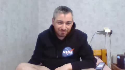 Snapshot of maximefrxx chatting on December 2024 09:57:01 PM Maxime online show from December 2024 09:57:01 PM