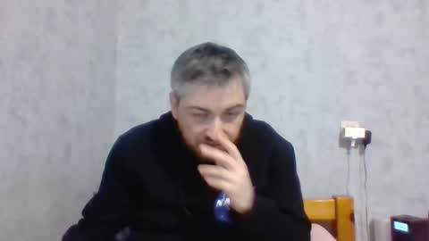 Snapshot of maximefrxx chatting on December 2024 04:19:02 PM Maxime online show from December 2024 04:19:02 PM