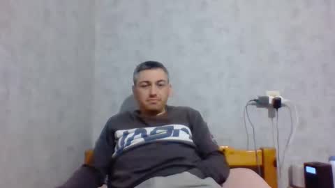 Snapshot of maximefrxx chatting on February 2025 10:41:01 PM Maxime online show from February 2025 10:41:01 PM