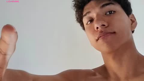 Maximiliano online show from July 2026 01:39:02 PM