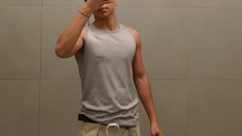 Maximiliano online show from July 2026 01:03:01 PM
