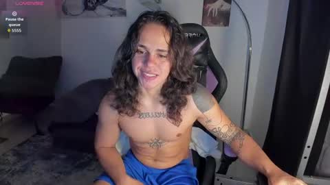 maximiliano_scoott_ online show from June 2026 05:22:02 PM