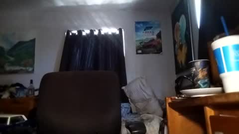 maximillianpayan95 online show from June 2026 07:41:02 PM