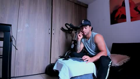 Snapshot of maximo004 chatting on October 2025 02:30:02 PM Maximo online show from October 2025 02:30:02 PM