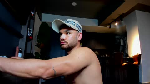 maximo_and_marcelo online show from April 2026 10:52:01 AM
