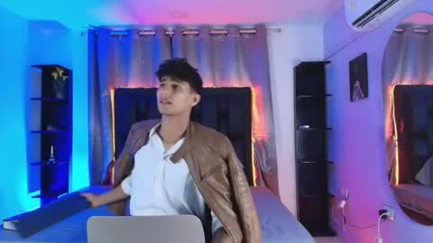 Maximo online show from June 2026 04:15:01 PM