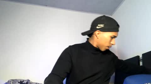 Maximo Aron Vega online show from March 2025 07:21:02 AM