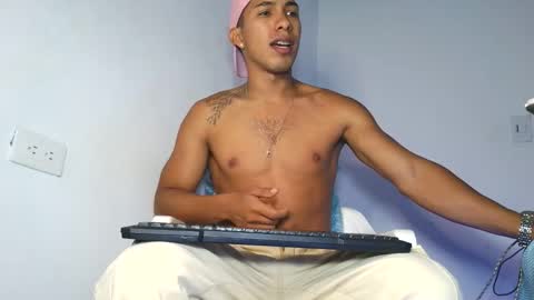 Maximo Aron Vega online show from February 2026 10:59:02 PM