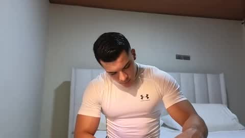 Snapshot of maximohoot chatting on January 2025 12:22:02 AM Sebastian online show from January 2025 12:22:02 AM