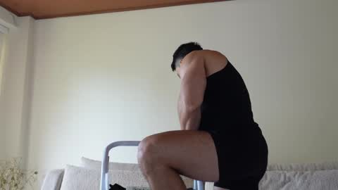 Snapshot of maximohoot chatting on February 2025 07:25:01 PM Sebastian online show from February 2025 07:25:01 PM