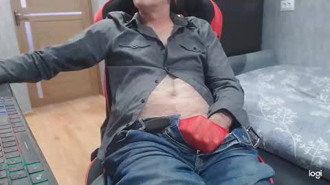 Snapshot of maximus3334 chatting on November 2025 11:22:01 AM maximus3334 online show from November 2025 11:22:01 AM