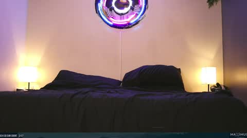 Maximus7871 online show from December 2024 10:52:02 PM