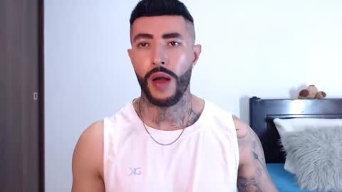 Independent Model online show from February 2025 02:49:02 AM