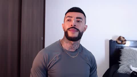 Independent Model online show from March 2025 06:48:01 AM