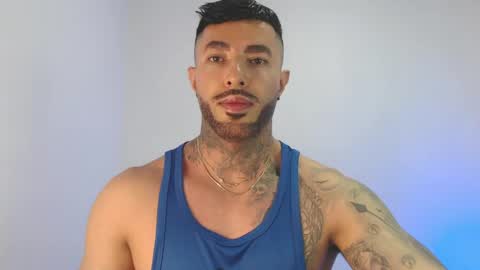 Independent Model online show from May 2026 04:41:02 AM