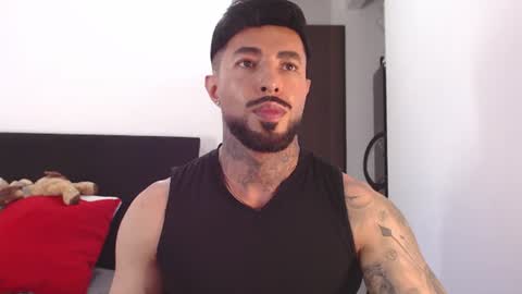 Independent Model online show from June 2026 03:37:01 AM