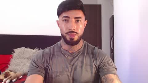 Independent Model online show from June 2026 04:23:01 AM