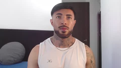 Independent Model online show from July 2026 05:22:01 AM