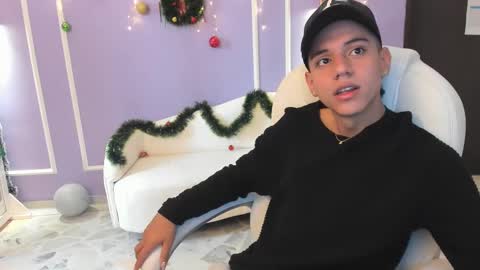 Snapshot of maximuss_19 chatting on December 2024 12:38:01 PM Maximus online show from December 2024 12:38:01 PM