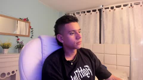 Snapshot of maximuss_19 chatting on February 2025 07:10:02 PM Maximus online show from February 2025 07:10:02 PM