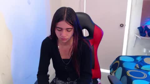 maxinesex_ online show from November 2025 01:57:02 PM