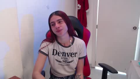 maxinesex_ online show from May 2026 02:33:01 PM