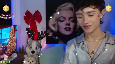 Snapshot of maxiy_001 chatting on December 2024 10:46:02 AM Max online show from December 2024 10:46:02 AM